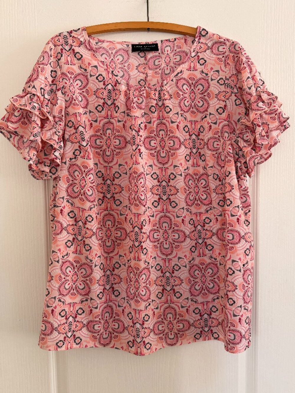 NWOT - Lane Bryant Pink Pattern Short Sleeve Top - Size 16